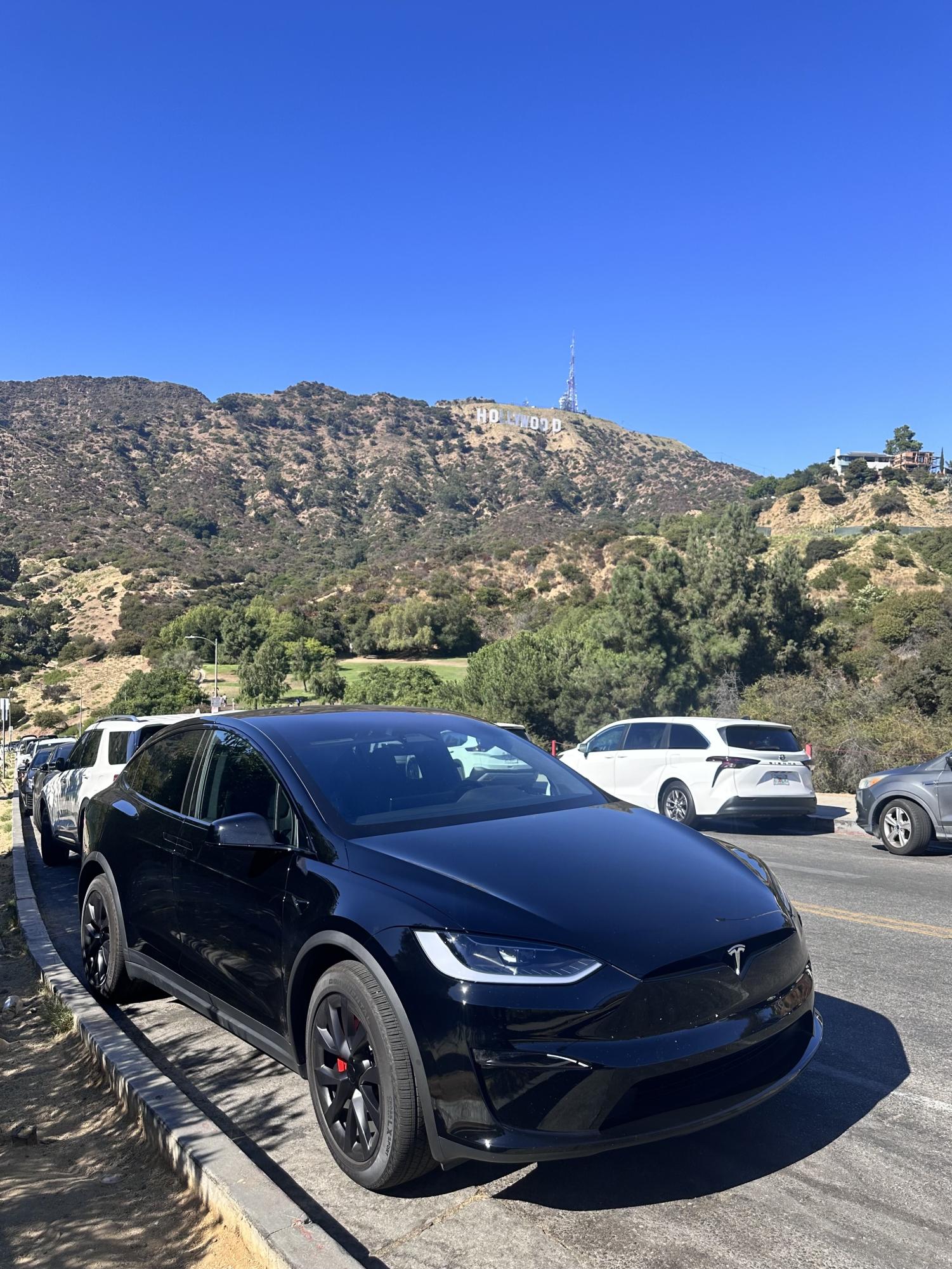 With the recent advent and explosion of EV sales, electric vehicles like Teslas have become a rather common sight.